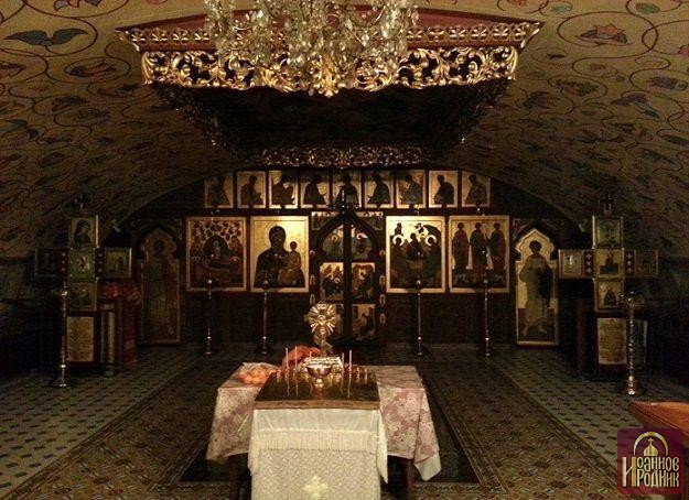 6. Место погребения митр. Иосифа Семашко в пещерке Виленского Свято-Духова собора